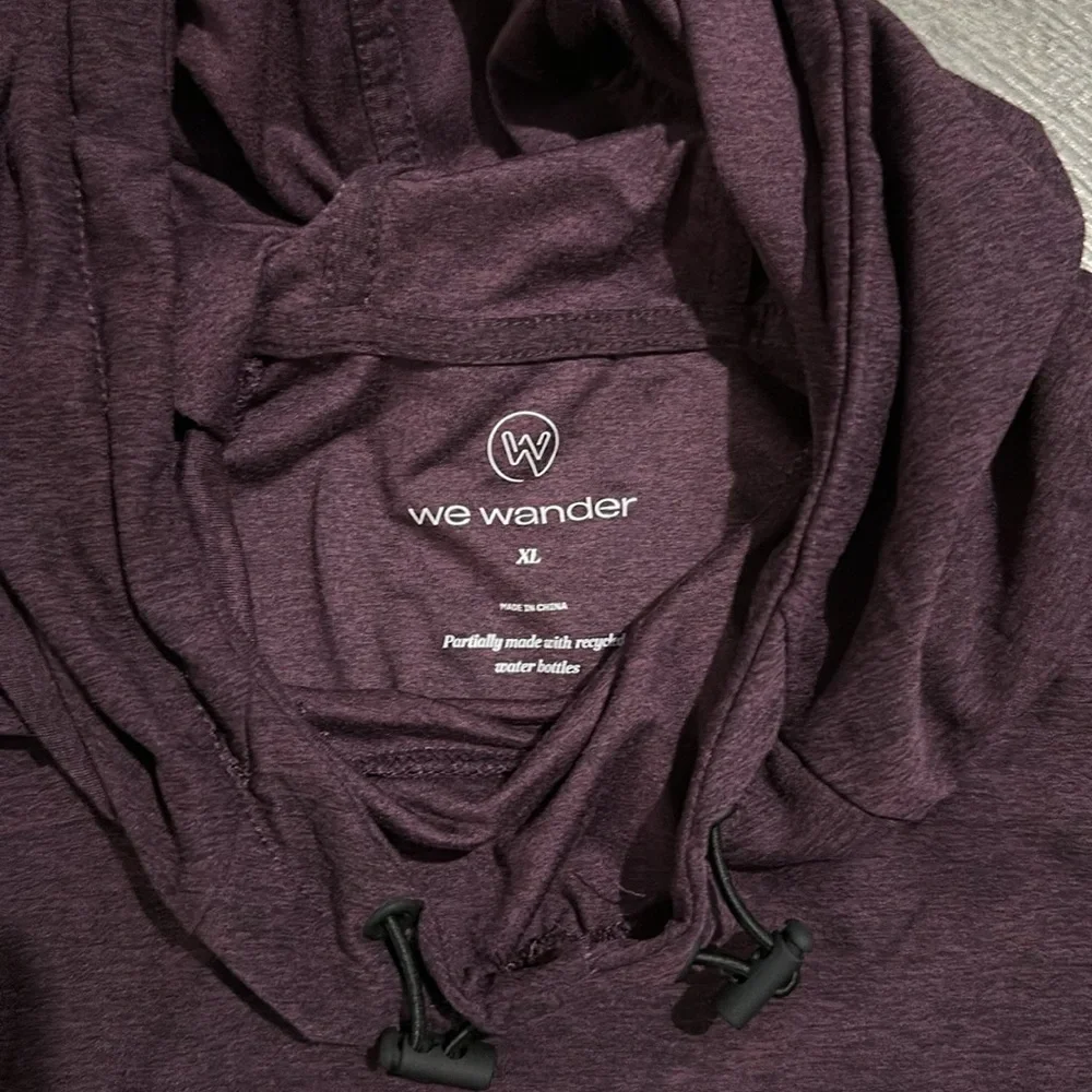We wander running hoodie - Picture 4 of 4